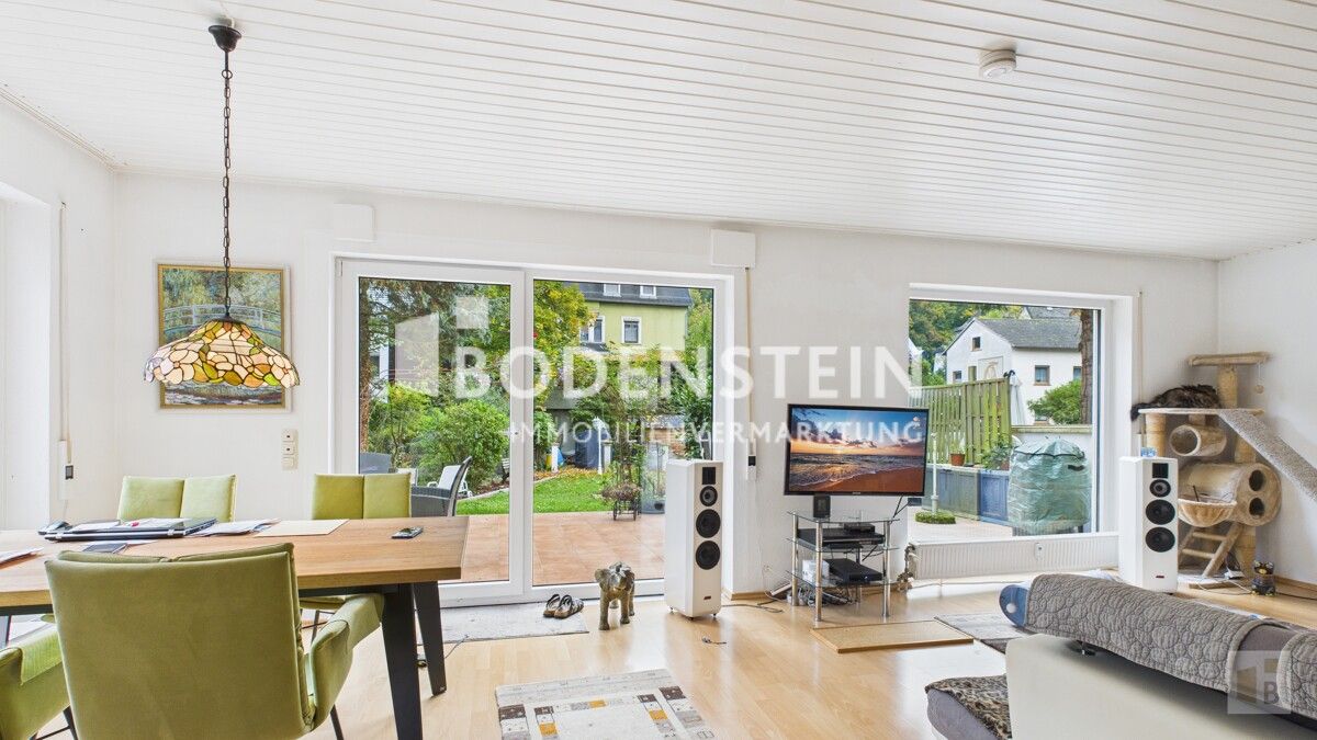 Wohn-Essbereich in einer der Wohnungen