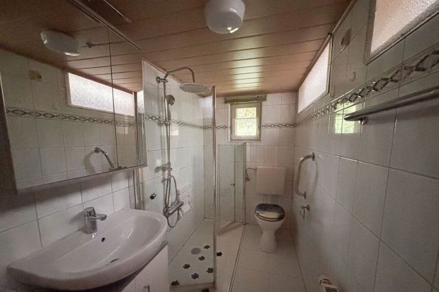 Badezimmer EG