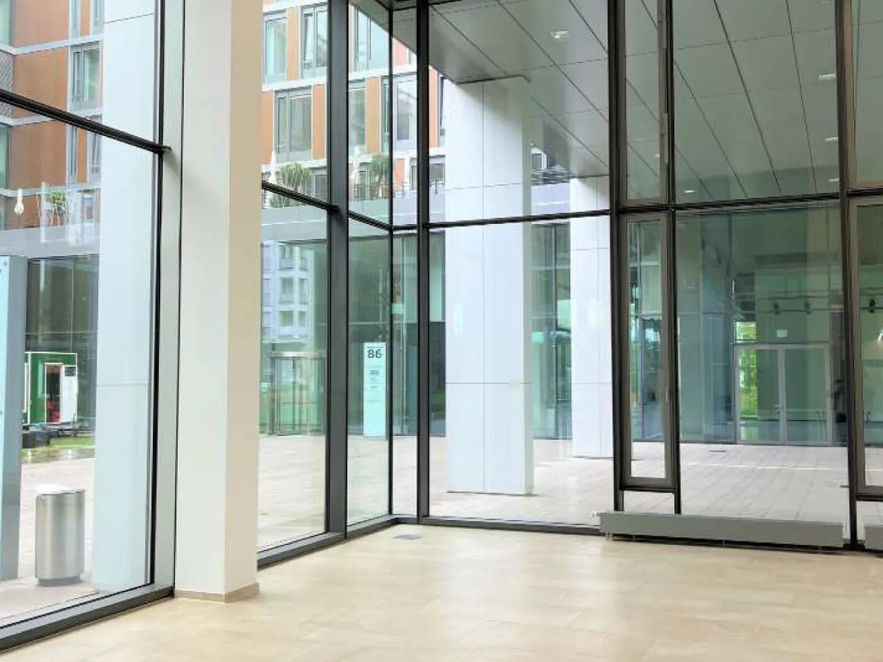 Foyer (©Deka Immobilien)