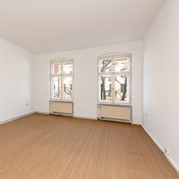 Raum für Ideen: Altbauwohnung mit Seele am Arkonaplatz !
