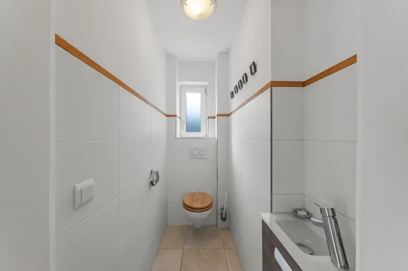 Gäste-WC im EG
