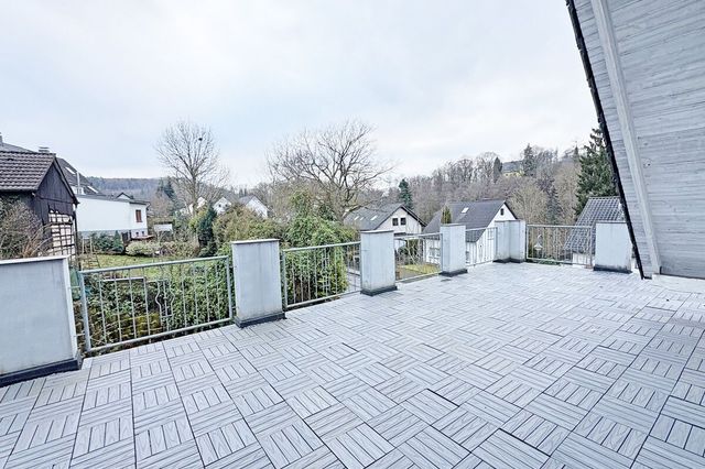 große Dachterrasse