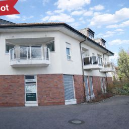 Helle 2-Zimmer-Maisonette-Wohnung mit besonderem Flair in gepflegtem Mehrfamilienhaus.