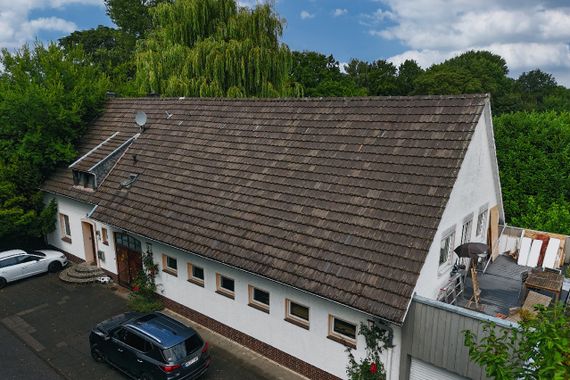 Hier ist alles möglich! Individuelles Wohnhaus mit Atelier und Gewerbefläche in Heinsberg