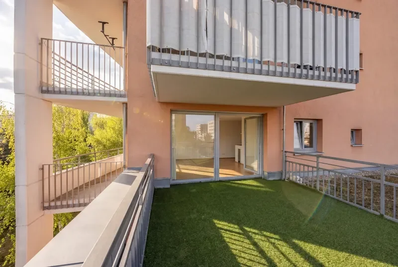 Terrasse und Loggia
