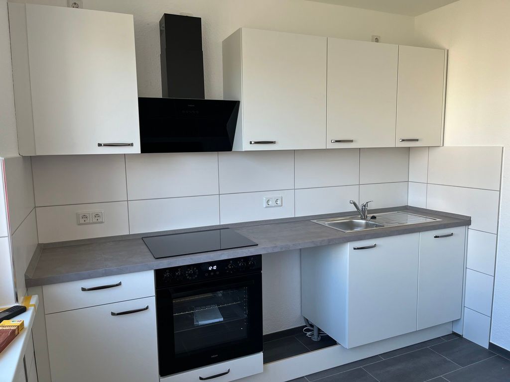 Sanierte 2-Zimmer Wohnung mit Balkon – Einbauküche optional - Foto 1
