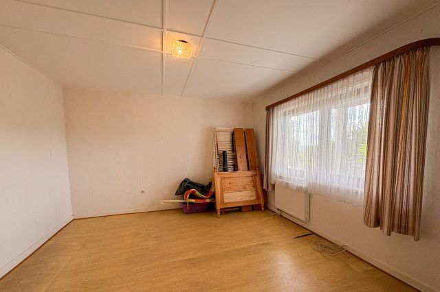 Schlafzimmer EG Links