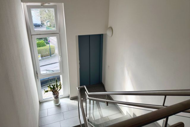 Aufzug auf halber Etage