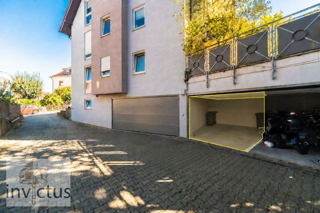 Garagenstellplatz