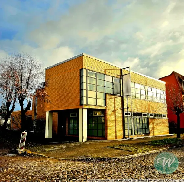 Jetzt neu: Haus zum Kauf in Eberswalde Finow