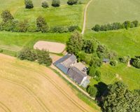 Hofstelle Südwestansicht, Zufahrt