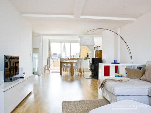 Traum-Dachgeschoss Wohnung mit sonniger Loggia, beste Lage, Berlin Charlottenburg, möbliert - Photo 5