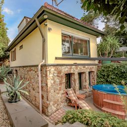 1.100 m² Grundstück, 6-7 Zimmer & Sauna – Einfamilienhaus mit viel Platz in Königswinter