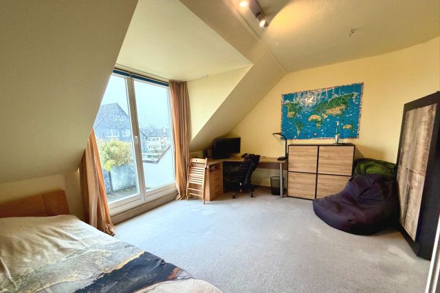 Schlafraum 2 + Balkon