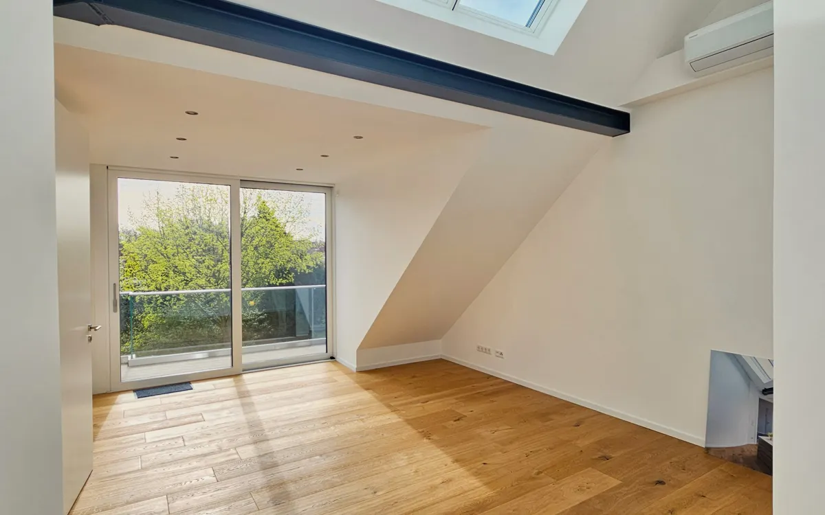 Arbeitszimmer DG
