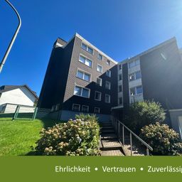 Großzügige 4-Zimmer-Wohnung mit Balkon und Garage in Bergneustadt-Hackenberg