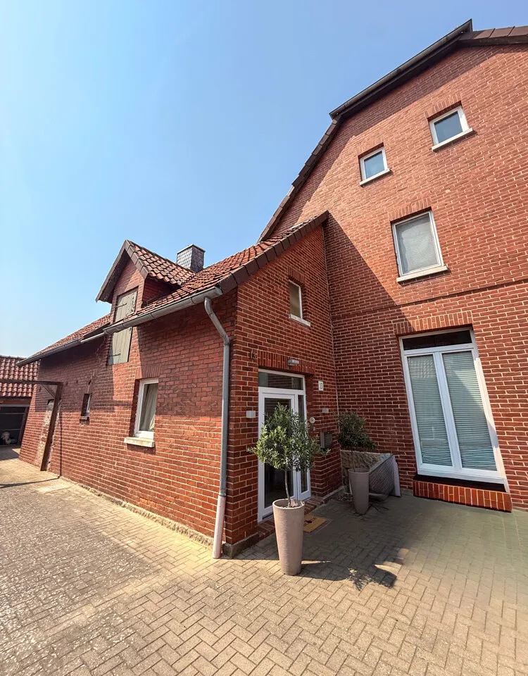 Seitenansicht Eingang