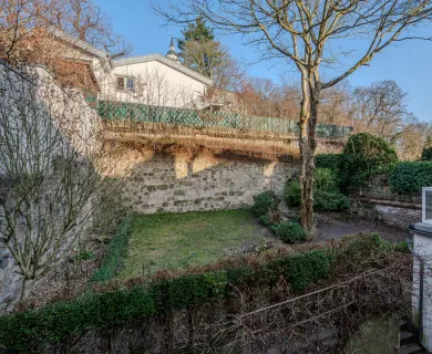 Direkt im Zentrum: 4-Zimmer-Wohnung mit großzügiger Terrasse und viel Wohnfläche - Foto 4