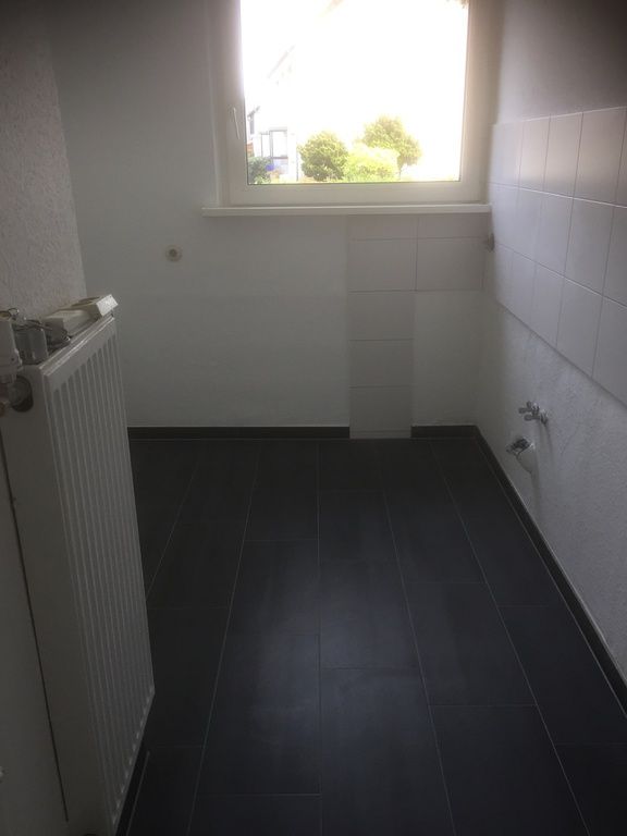 Sanierte 3-Zimmer-Wohnung mit Balkon & Küche - Photo 1