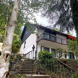 Selbstnutzung oder Kapitalanlage –  Mehrgenerationenhaus 
in zentrumsnaher Lage von Wiehl!