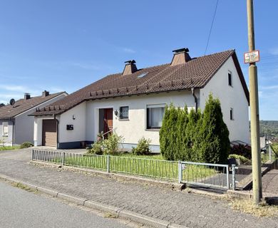 *RESERVIERT* Wohnen mit vielen Möglichkeiten – Einfamilienhaus mit Einliegerwohnung!