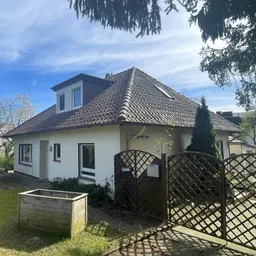 Haus mit Potenzial auf weitläufigem Grundstück