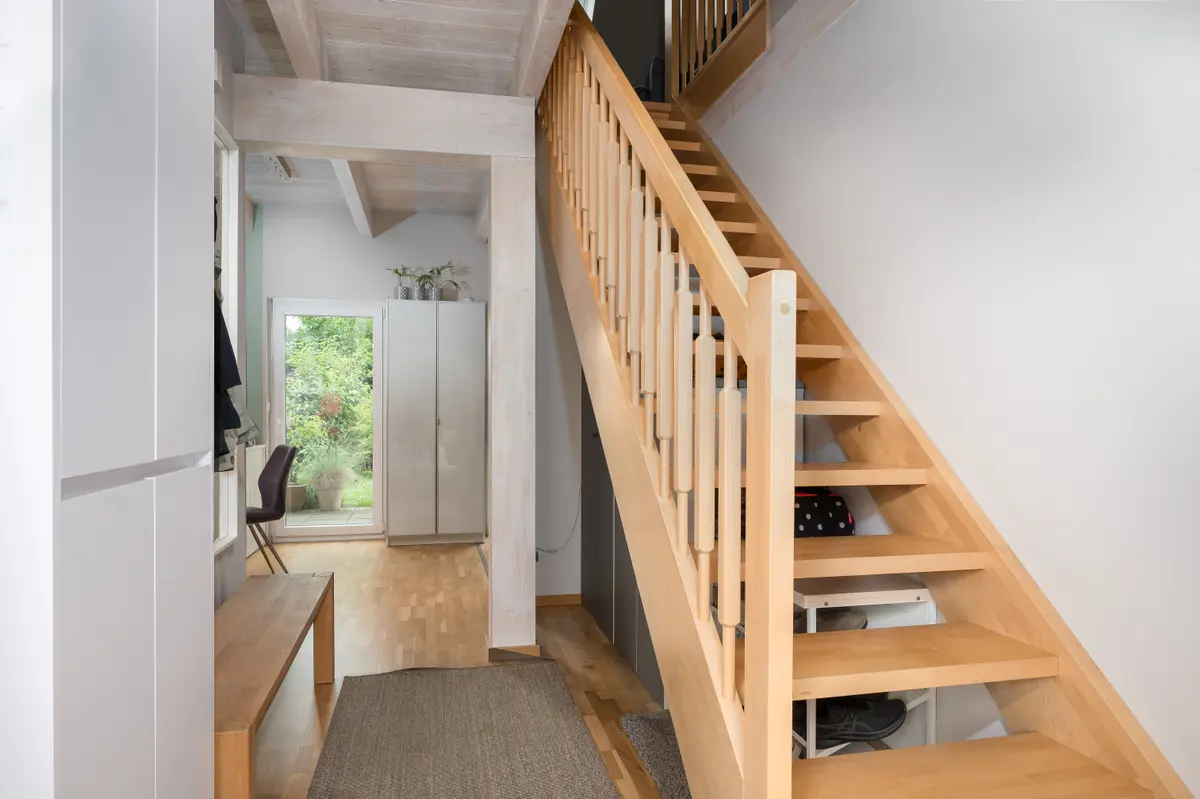 Flur mit Treppe