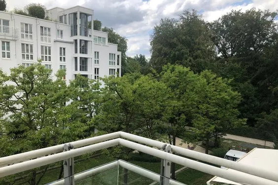 Urbanes Wohnen mit grüner Aussicht