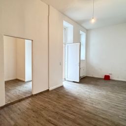 Gewerbeeinheit im Innenhof eines charmanten Altbaus !