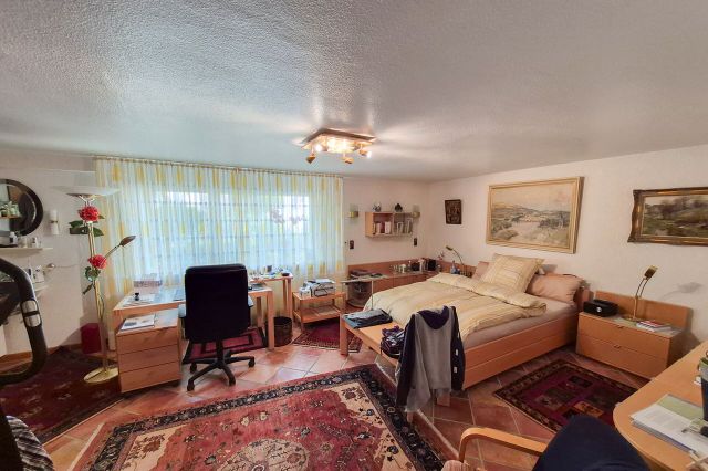 Schlafzimmer UG