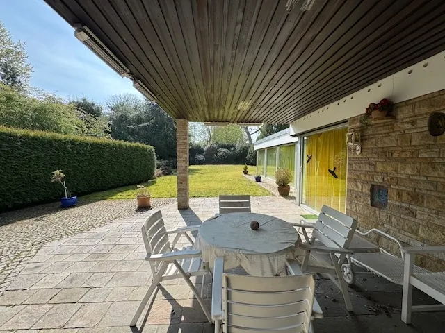 Überdachte Terrasse 