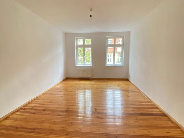 Kompakter Altbau in ruhiger Kiez-Lage !