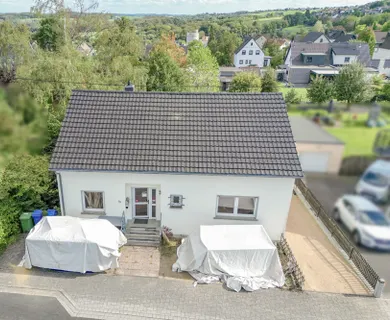 Einladendes Einfamilienhaus mit Ausbaupotenzial im Dachgeschoss *provisionsfrei*