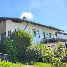 Helle, renovierte 3,5 Zimmer Wohnung mit separatem Eingang, Garten und Schlossblick im Himmelfeld!