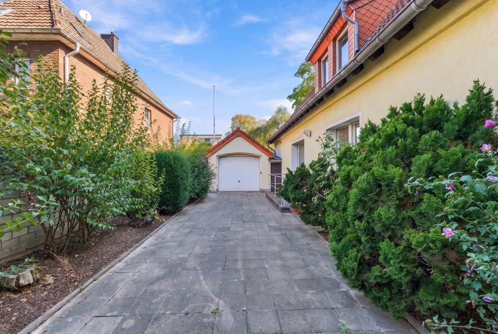 Rückansicht Garage