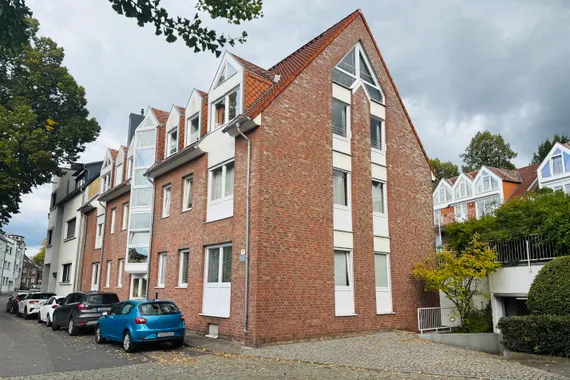 Seltene Gelegenheit im Herzen von Kaiserswerth - Charmante Erdgeschosswohnung mit Garten!