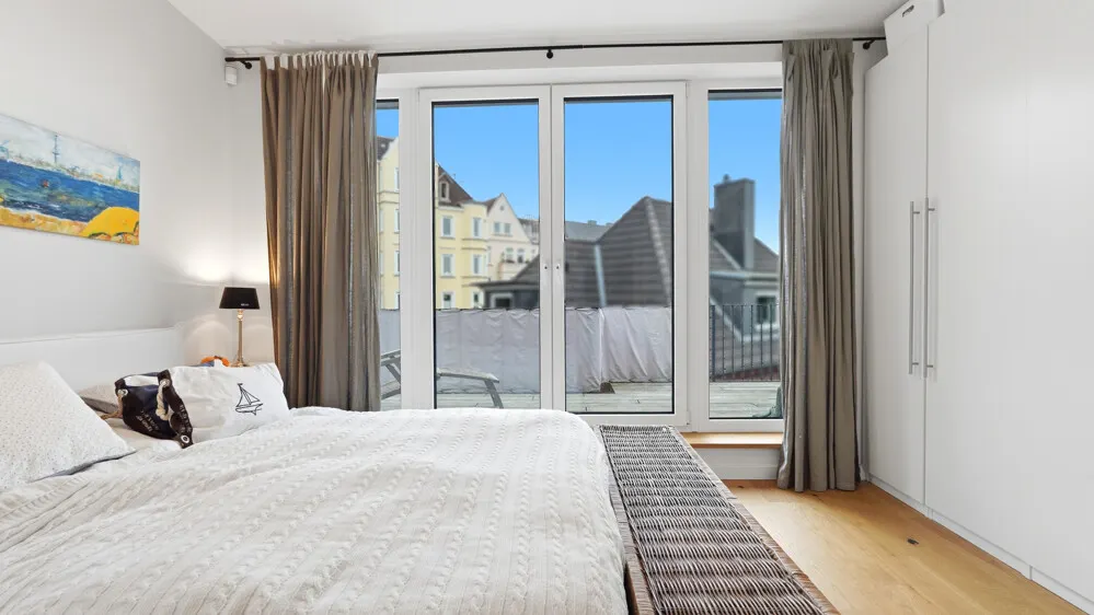 Schlafzimmer DG
