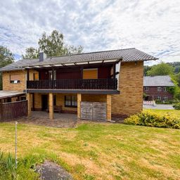 Sanierungsobjekt mit viel Potenzial – Ein-/Zweifamilienhaus in ruhiger Lage von Windeck!