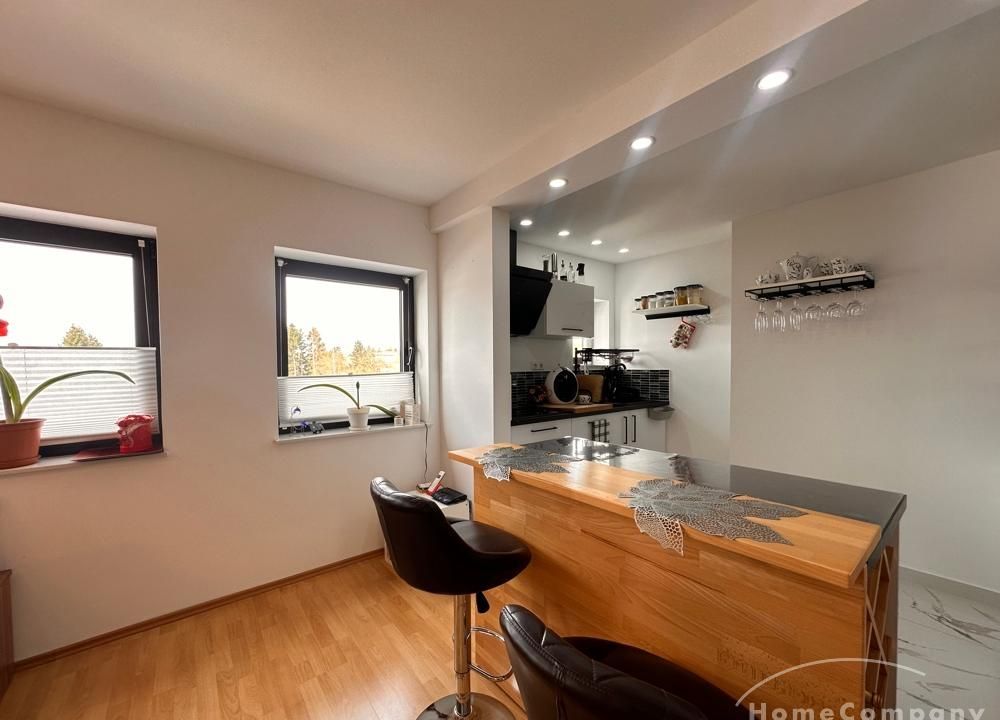 Offene K&uuml;che mit Insel