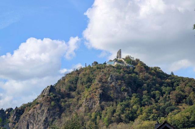 Blick auf Drachenfels