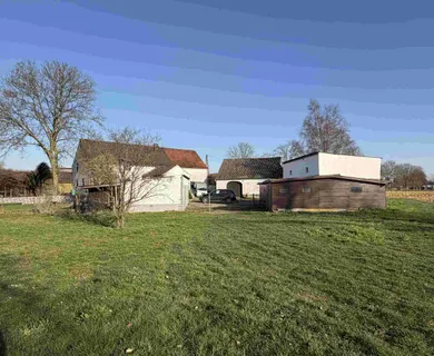 Großzügiges Zweifamilienhaus im Bauernhofstil in MO-Kapellen!