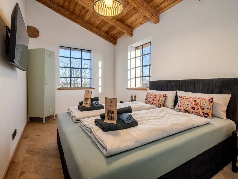 1. Schlafzimmer.