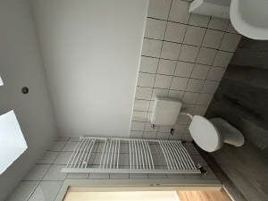 Moderne und großzügige Wohnung mit 2 Schlafzimmern in zentraler Wohnlage zwischen Engelskirchen und Gummersbach - Photo 3