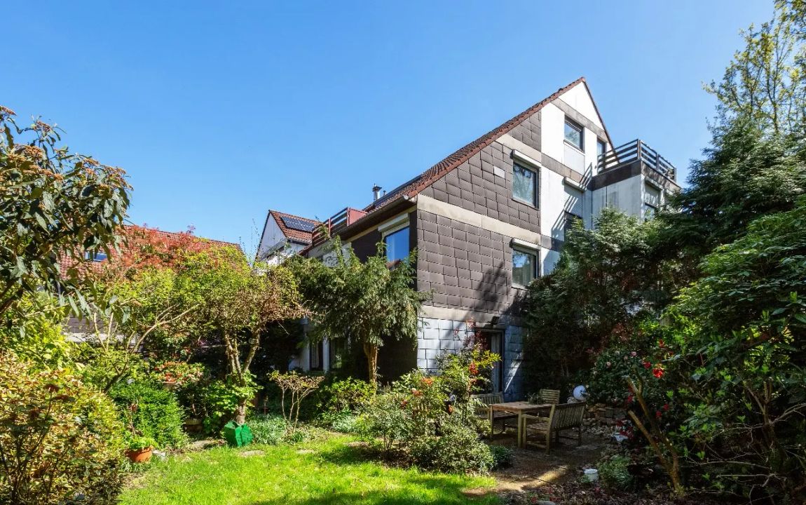 NEU: Familienglück für Gartenliebhaber – Reiheneckhaus mit ca. 169 m² Wohnfläche