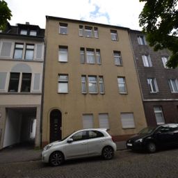 Duisburg Neudorf – Gepflegtes 4-Fam.Haus. Gute Rendite!