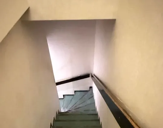 Treppe zu den WC´s