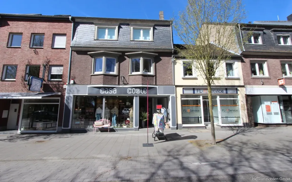 Lobberich: Paket von 2 Wohn- und Geschäftshäusern mit ca. 218 m² Wohn und ca. 181 m² Gewerbeflächen