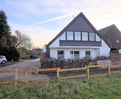Wohnen mit guten Aussichten  Traumhaus sucht Lieblingsmenschen.