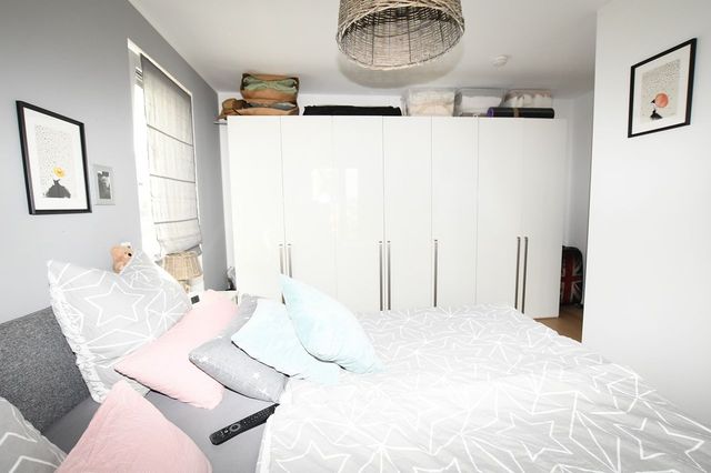 Schlafzimmer 2