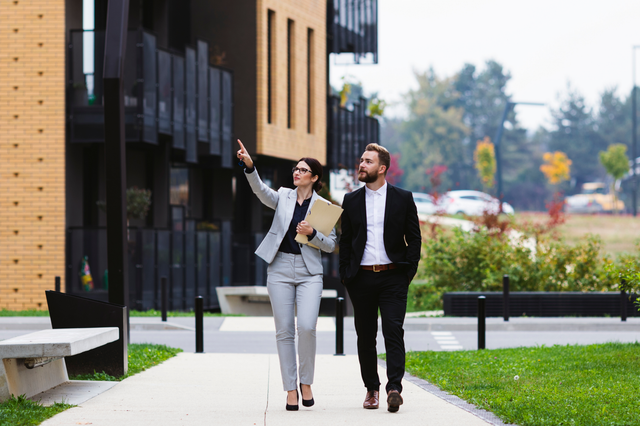 Immobilienbranche 2025: Warum jetzt der beste Zeitpunkt ist, Makler zu werden